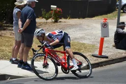 Elissonde ziet minder pure klimmers en is bang voor zijwind en sprints