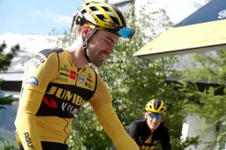 Dumoulin moet wennen, maar heeft goede hoop: 'Onze drie nu beter dan INEOS'