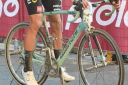 Van Aert bewaart zijn 'Strade Bianchi' voor in zijn fietsmuseum
