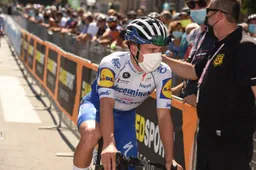 Evenepoel tekent megacontract tot eind 2026 bij Deceuninck-Quick-Step