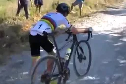 Column: Van Vleuten moet lopen in Giro Rosa zonder uitzending, schandalig!