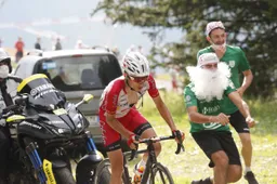 Martin: 'Als Pogacar schoon is, is dopingbeschuldiging verschrikkelijk'