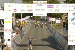 De Bondt volgt ploeggenoot Merlier op als Belgisch kampioen