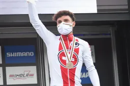 Hirschi na bronzen medaille: 'Wilde het heft in eigen hand nemen'