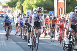 Oomen over hectische slotfase: 'Net een stel op hol geslagen stieren'