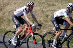 Arensman na zesde plek: 'Benen waren een beetje klaar ermee op laatste klim'