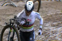 Alvarado demarreert al lopend en pakt vrouwencross in Ruddervoorde