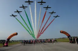 Vegni blijft woedend over inkorten etappe: 'Er komen geen prijzen vandaag'