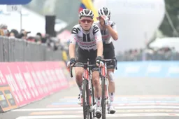 Aderlating voor Kelderman: ploegmaat Oomen kampt met gekneusde ribben