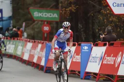 Gaudu slaat slag op Alto de la Farrapona, Jumbo-Visma imponeert