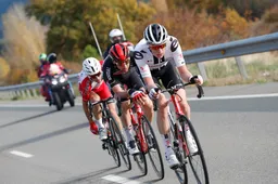 Nabeschouwing: 'Ik heb de hoop dat Arensman een talent van de categorie Pogacar is'