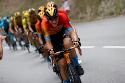 [Update] UCI voert 'super tuck'-verbod door, ook 'tijdritpositie' tijdens wegraces aan banden