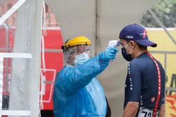 Column: De UCI kan het coronaprotocol maar beter snel herzien voordat we bij de Omloop zijn