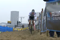 Van der Poel kan nog verbeteren: 'In het zand vond ik hem ronduit slecht'