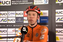 Ronhaar jubelt na behalen wereldtitel: 'Ik geloofde het niet tot de laatste ronde'