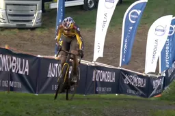 Van Aert is klaar voor duel: 'Verwacht niet dat anderen lang bij ons blijven'