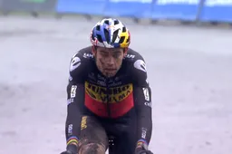 Van Aert tevreden met plek twee: 'Mathieu is beter op dit soort parcoursen'