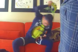 IDL Kijktip | Italiaanse Bananasplit: Woedende Nibali geprankt door collega's en eigen vrouw