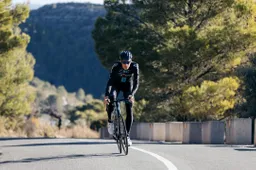 Onder de Radar | INEOS-gregario, Italiaans mega-talent en polyvalente Nederlander