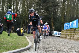 DSM laat ex-winnaar Benoot thuis voor Strade Bianche, focus op Bardet