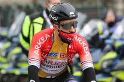 Nacer Bouhanni loopt hersenschudding en wond in wenkbrauw op bij crash tijdens training