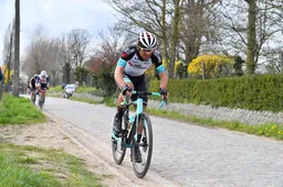 Matthews (tweede) met vertrouwen naar tweede rit: 'Slotklim is lastiger, maar ligt me beter'