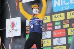 Roglic na nieuwe knalprestatie: 'Denk nog niet aan eindzege, heb nog één dag te gaan'