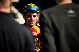 Van Aert laat zich 'verrassen' door Haller: 'Maar wist dat hij en Hermans lastig te verslaan waren'