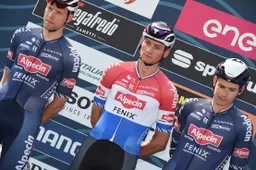 Alpecin-Fenix en Van der Poel balen flink na 'gemiste kans': 'Hij zat te ver'