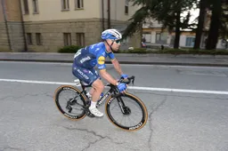 Lefevere trots op Cavendish: 'Achter zijn rug waren ze hem aan het uitlachen'