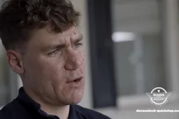 Jakobsen laat liefde voor de koers spreken bij rentree: 'Best beetje nerveus en bang'