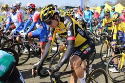 Van Aert mikt op tijdrit, Jumbo-Visma sluit geel niet uit: 'In koers wint niet altijd de beste'