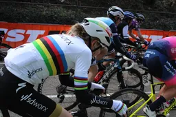 Van der Breggen looft Vollering na zevende zege in Huy: 'Zegt veel over haar toekomst'