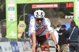 Bouchard baalt ondanks bergtrui: 'Wil een ritzege, dat is het enige doel!'