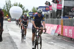 Evenepoel tankt vertrouwen in eerste bergetappes: 'Bernal kreeg me er niet af'