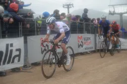 Met alleen die dramatische Strade-dag als referentie: wat vindt Evenepoel van grind in de Tour de France?