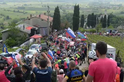 Van de redactie | De zin en de onzin van persconferenties in het wielrennen