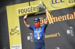 Cavendish na vijf jaar weer winnaar van Tour-etappe: 'Zoveel die niet meer in mij geloofden'