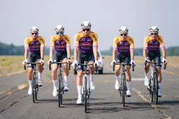 Alpecin-Fenix wint met overmacht Europe Tour; Van der Poel ook in 2022 verzekerd grote rondes