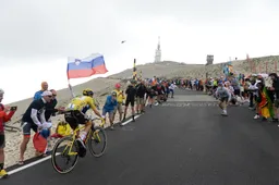 Tadej Pogacar mont ventoux