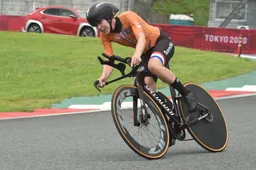 [Update] Van der Breggen laat ook WK Mixed Team Relay schieten