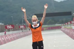 Van der Breggen gaat als 'fan' naar Parijs-Roubaix: 'Alles vanaf de andere kant bekijken'