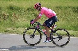 Tijdrijder Barta wil meer bij Movistar: 'Winnen in rittenkoersen van een week'