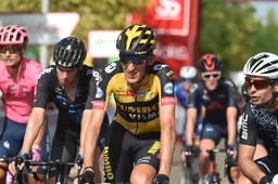 Jumbo-Visma slachtoffer bij massale valpartij Vuelta: 'Gesink en Hofstede lagen erbij'