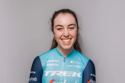 In de voetsporen van Anna en Chantal | Van Anrooij: 'Als Anna op kop rijdt, gaat het zoveel harder'