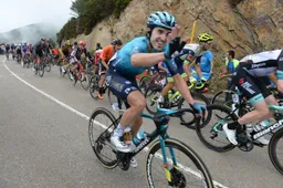 🎥 Naast Van Aert en Pogacar zijn ook Izagirre-broers succesvol in Baskische veldrit