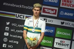 INEOS-talent Plapp tevreden met zilver: 'Kwam voor goud, maar ik kon niet beter'