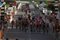 Arne Marit verrast topspurters Viviani en Coquard in prangende eindspurt GP du Morbihan