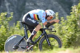 Interview | Rune Herregodts haalt doelstelling op EK tijdrijden niet: 'Een tegenvaller, teleurstellend'