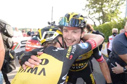 Roglic blij met ploeggenoten in Giro dell'Emilia: 'Hadden hele koers onder controle'
